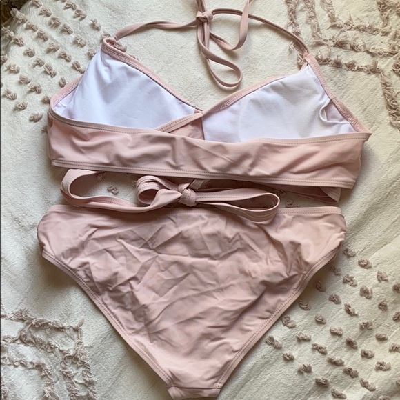 Cupshe Bikini - Picture 4 of 7